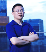 超越自然(森然)多媒体有限公司 董事长 :周志强